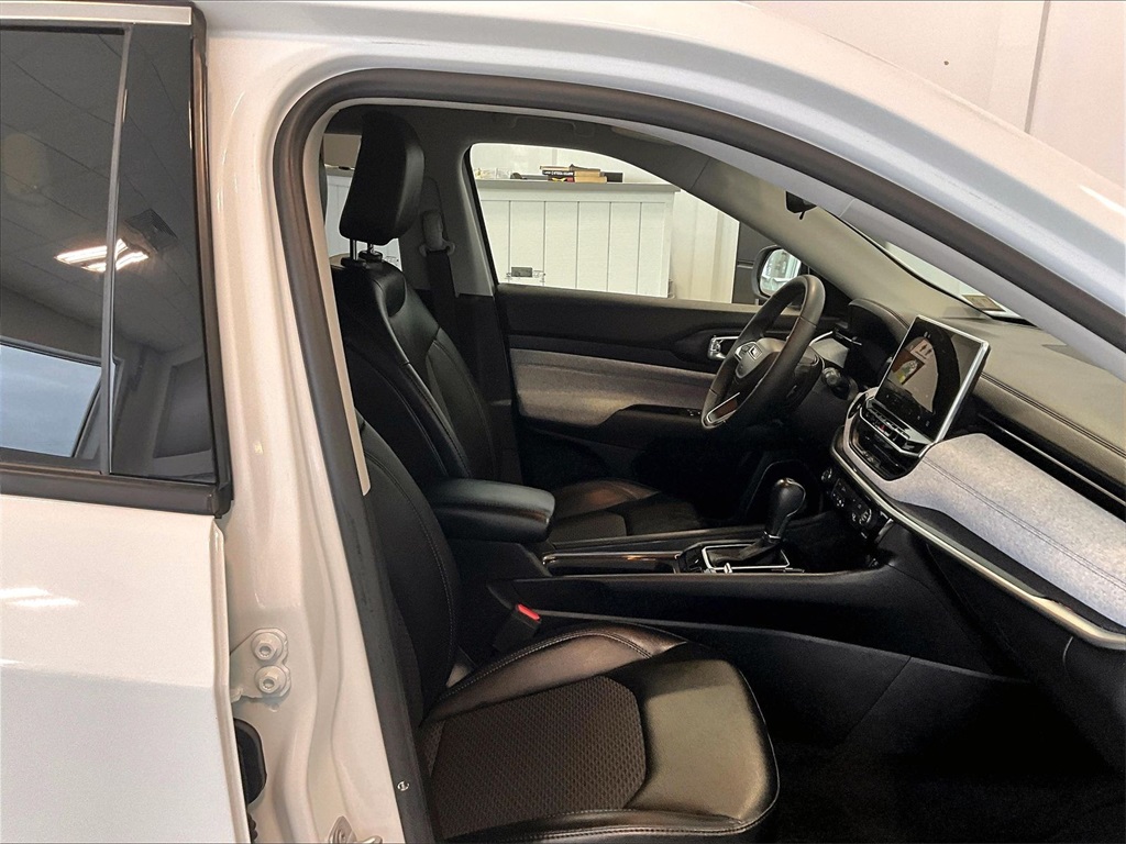 2022 Jeep Compass Latitude - Photo 11