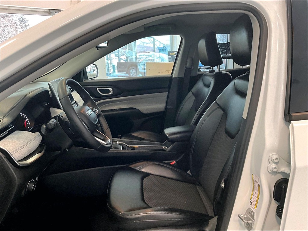 2022 Jeep Compass Latitude - Photo 10