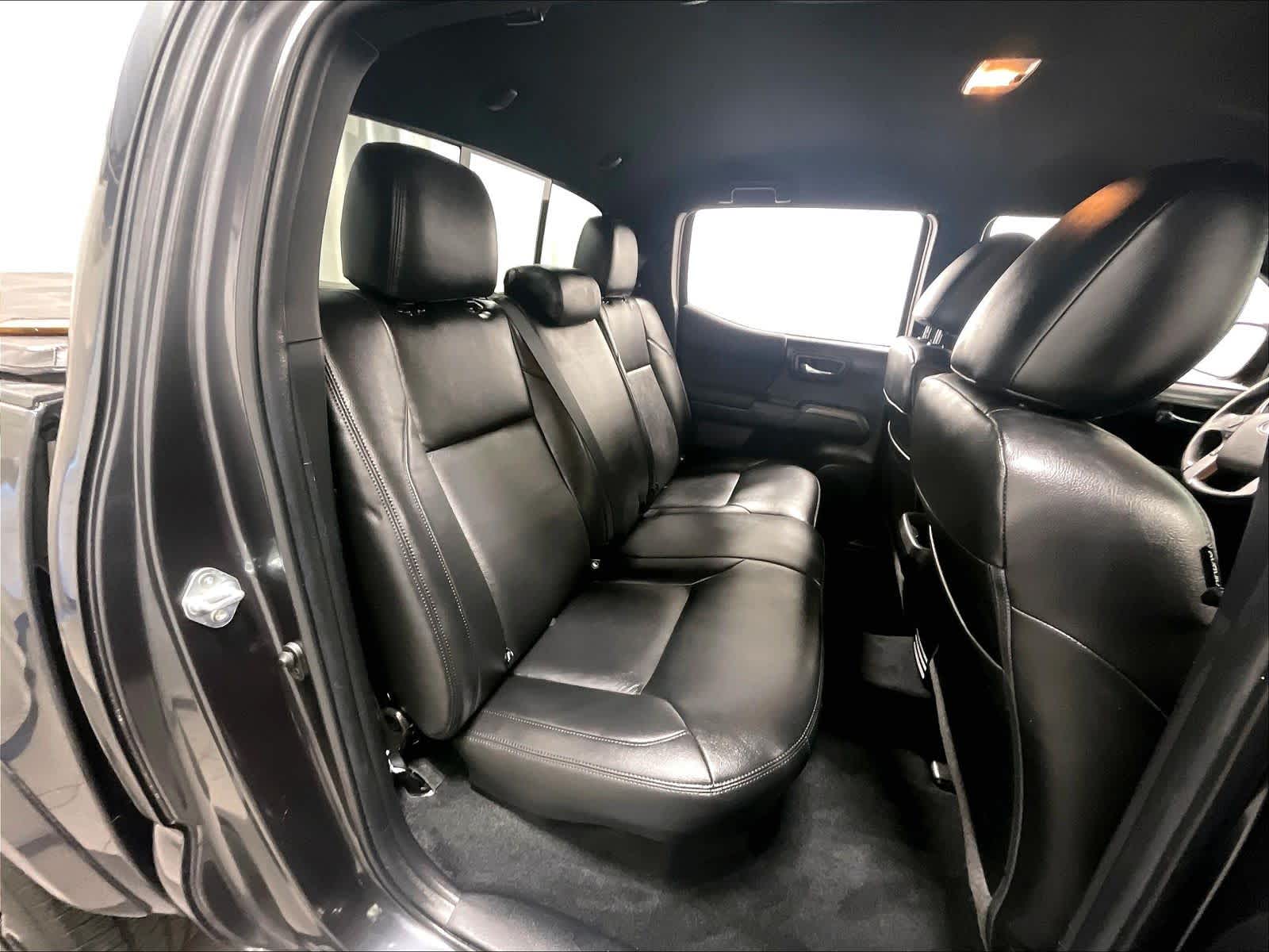 2023 Toyota Tacoma TRD Sport - Photo 16