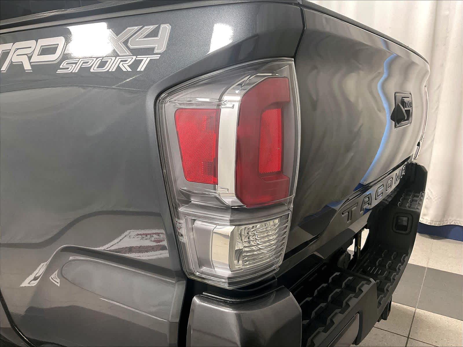 2023 Toyota Tacoma TRD Sport - Photo 34