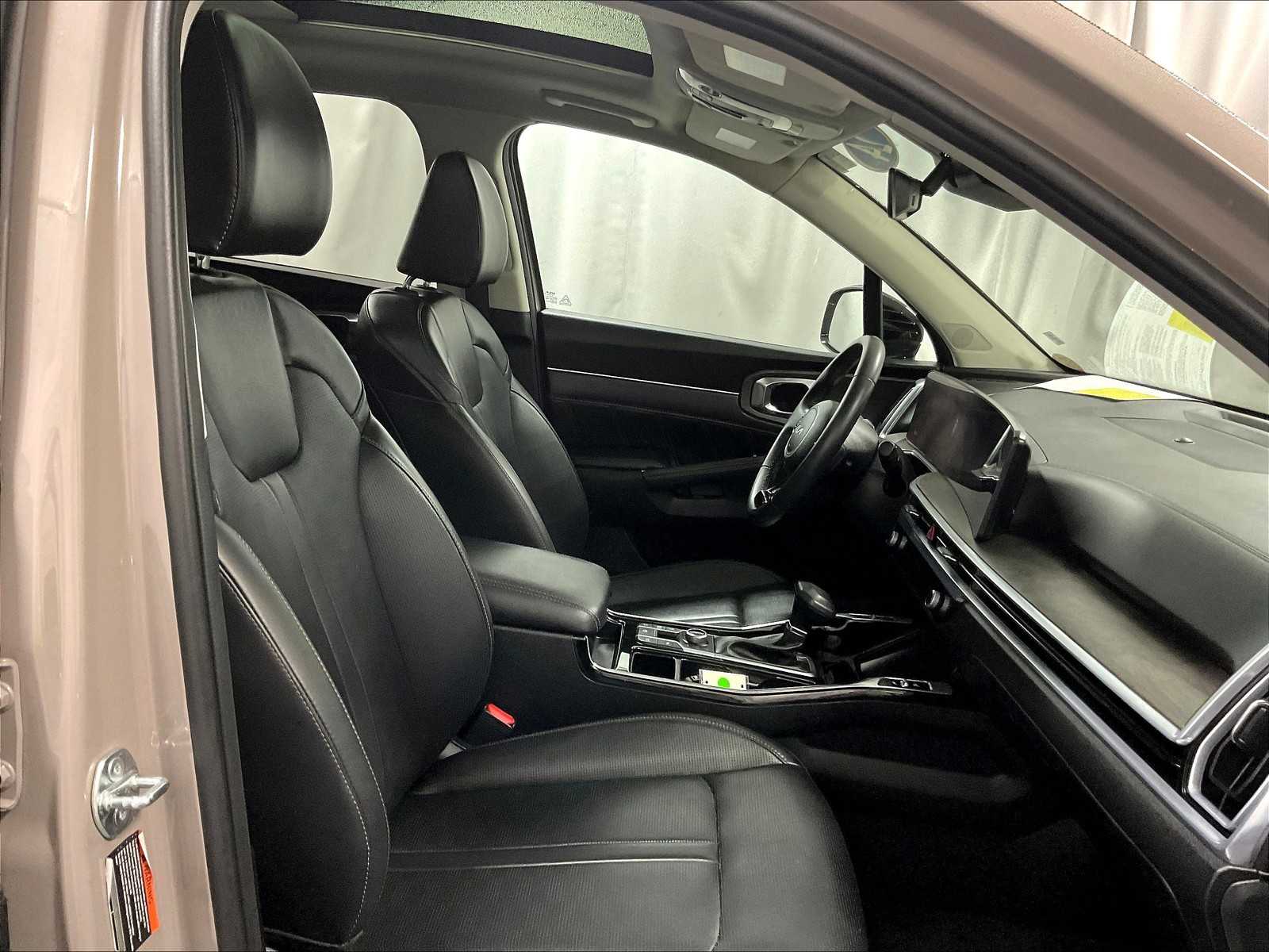 2024 Kia Sorento X-Line SX - Photo 11