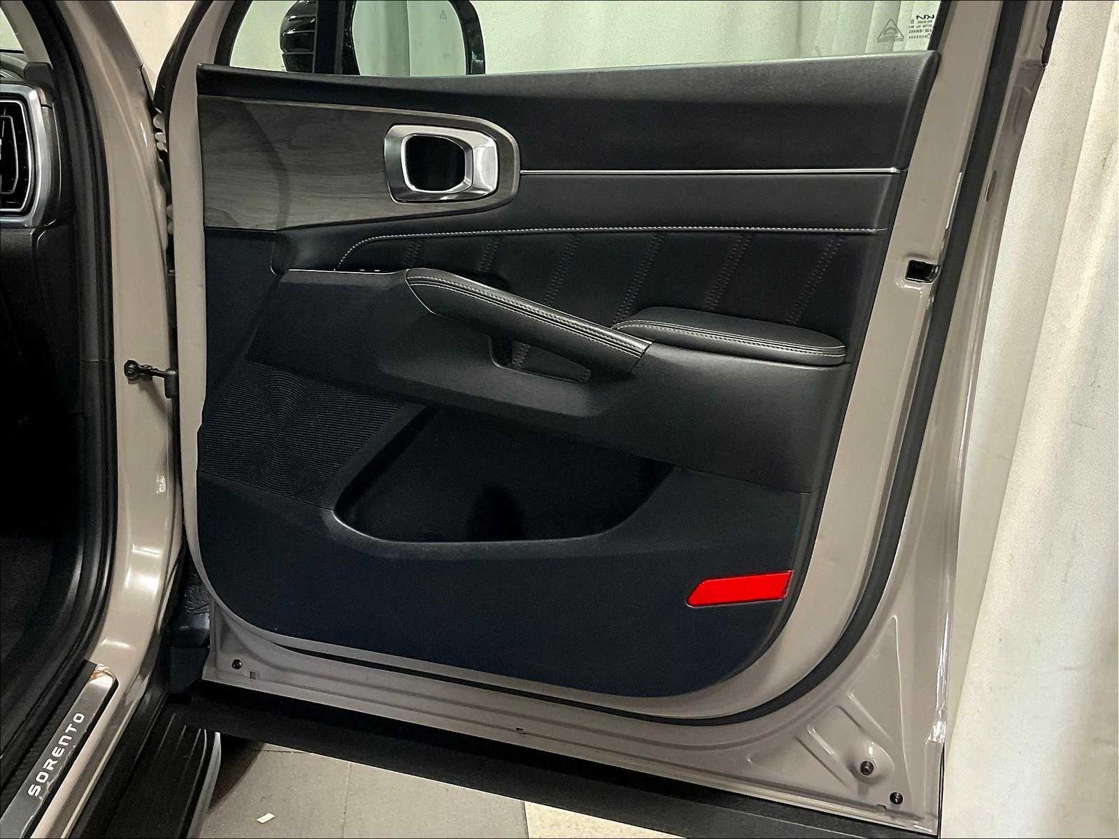 2024 Kia Sorento X-Line SX - Photo 12