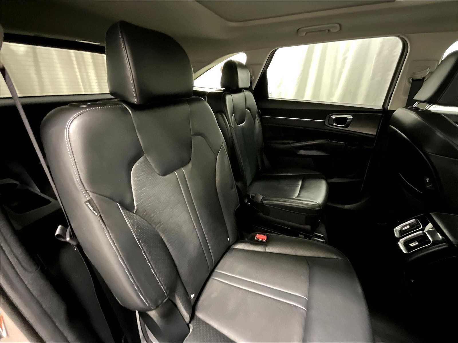 2024 Kia Sorento X-Line SX - Photo 16