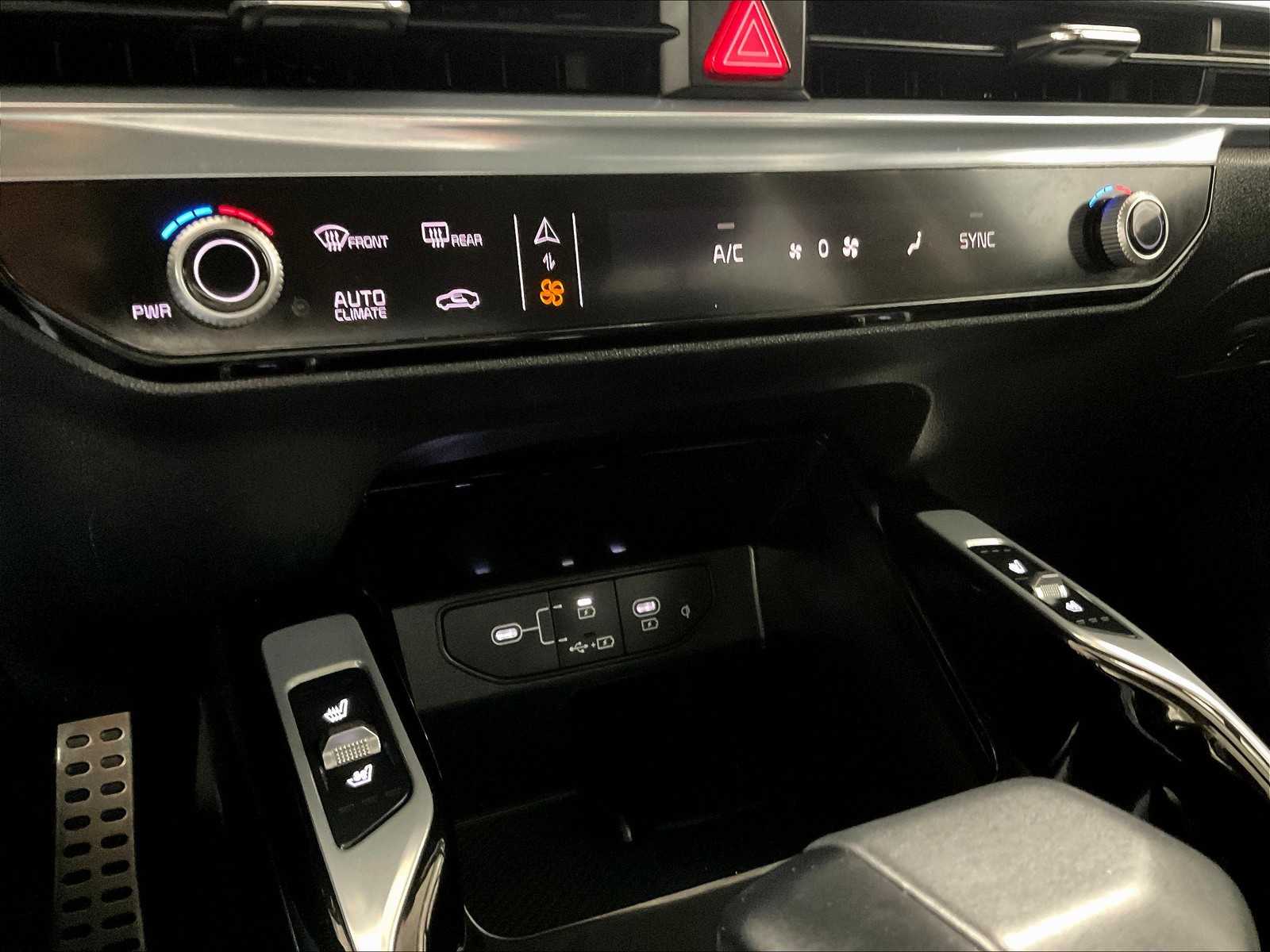 2024 Kia Sorento X-Line SX - Photo 26