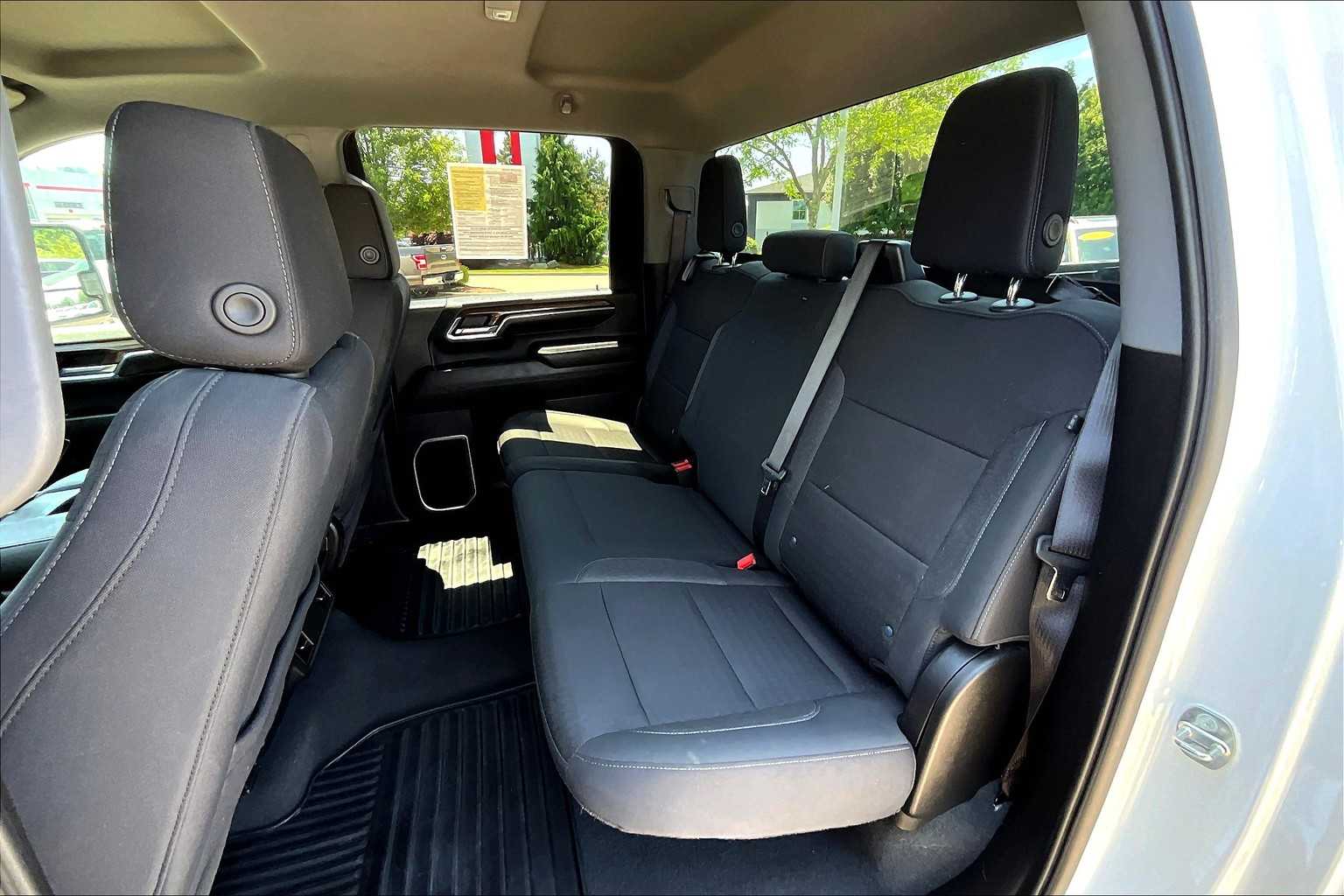 2024 Chevrolet Silverado 2500HD LT photo 17