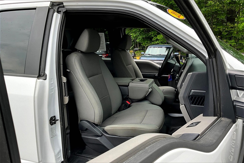 2022 Ford F-350SD XL - Photo 11