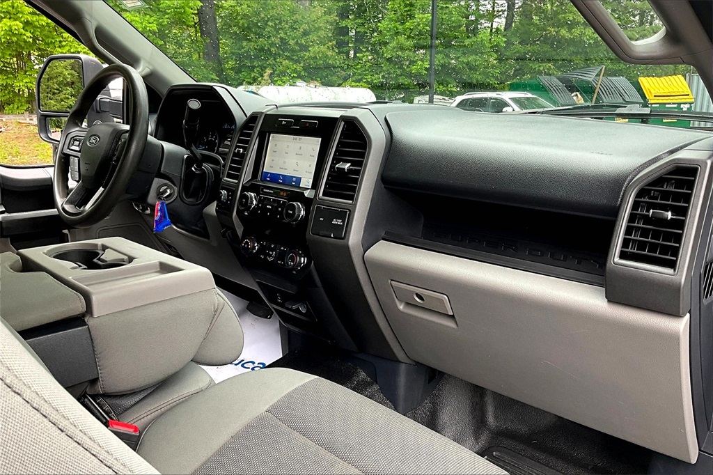 2022 Ford F-350SD XL - Photo 14
