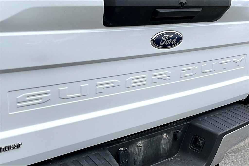 2022 Ford F-350SD XL - Photo 26