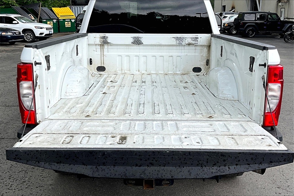 2022 Ford F-350SD XL - Photo 29
