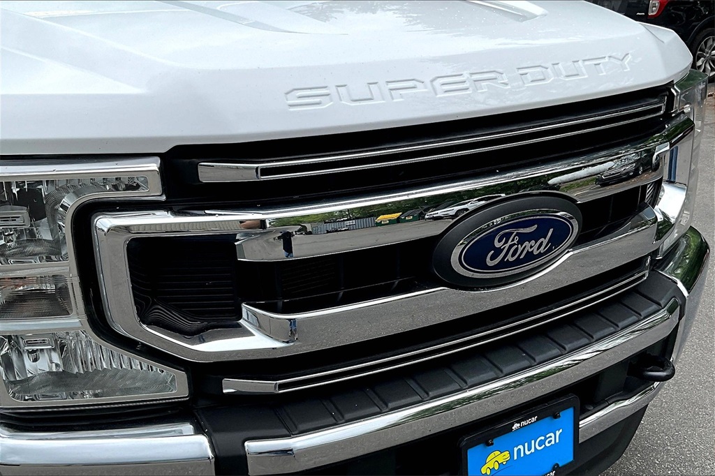 2022 Ford F-350SD XL - Photo 30