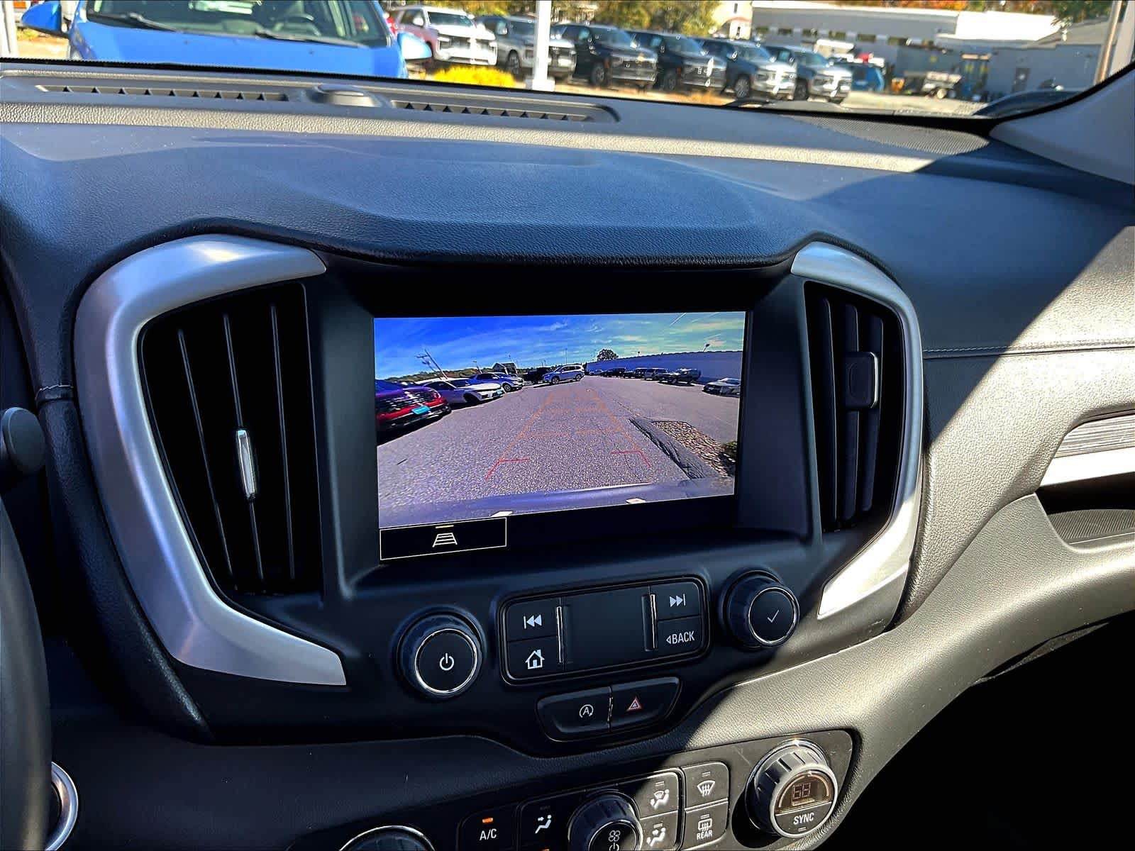 2023 GMC Terrain SLT - Photo 19
