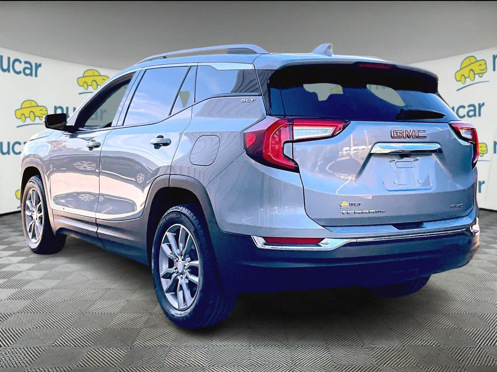 2023 GMC Terrain SLT - Photo 4