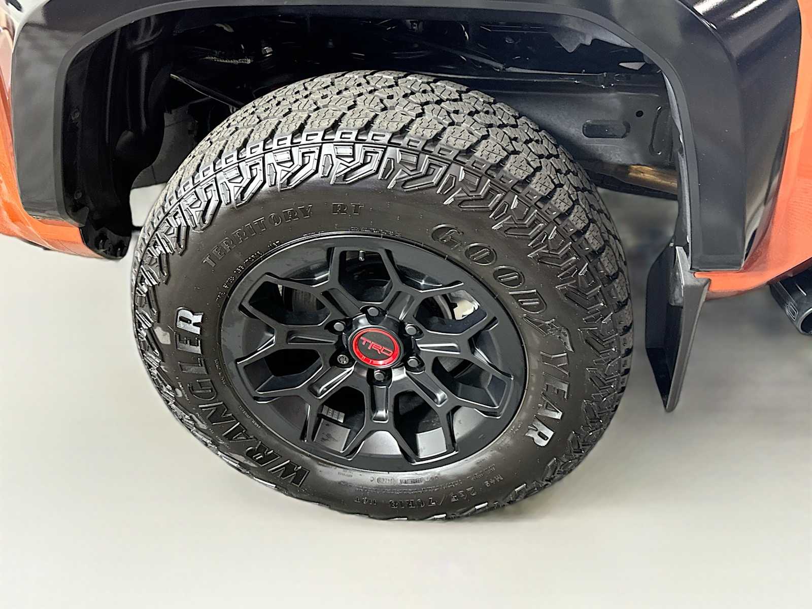 2024 Toyota Tacoma TRD Pro Hybrid - Photo 29