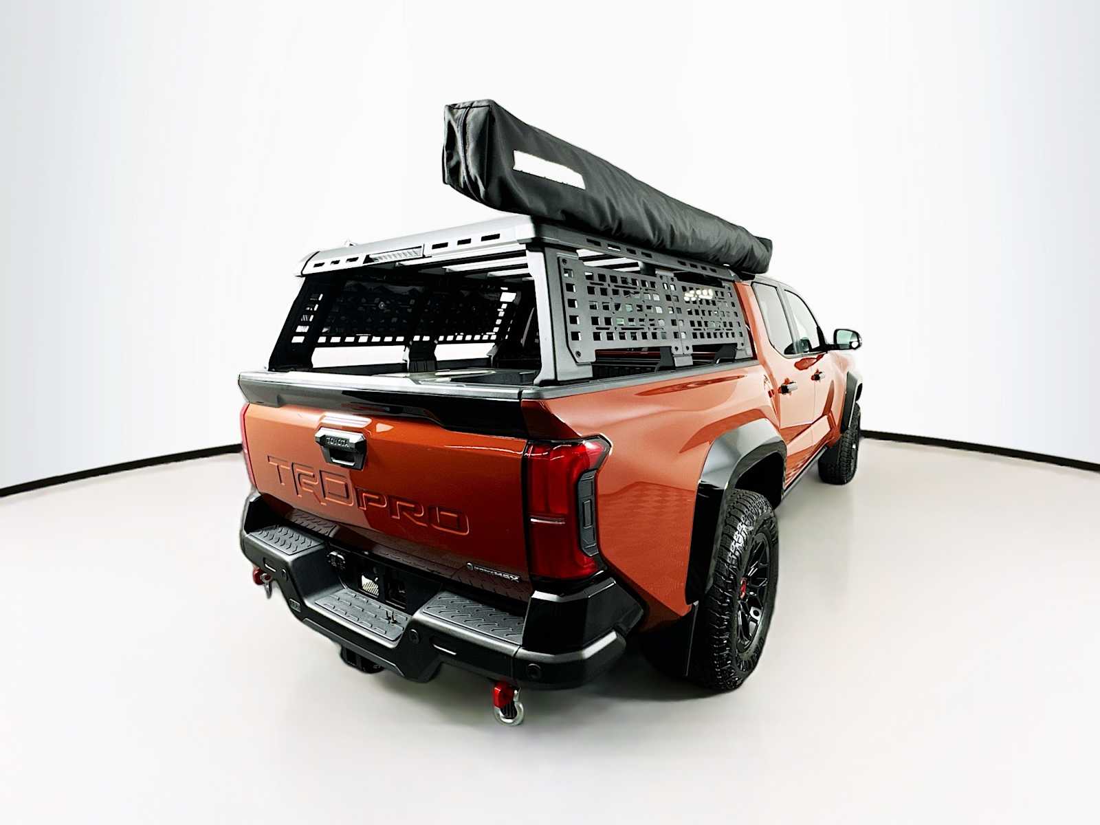 2024 Toyota Tacoma TRD Pro Hybrid - Photo 6