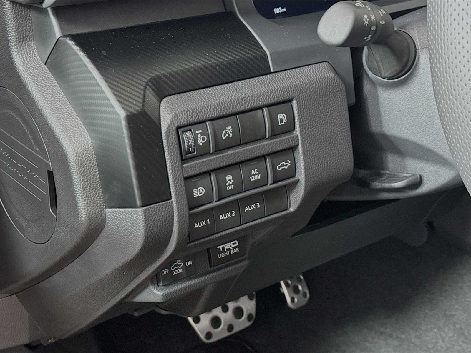 2024 Toyota Tacoma TRD Pro Hybrid - Photo 9