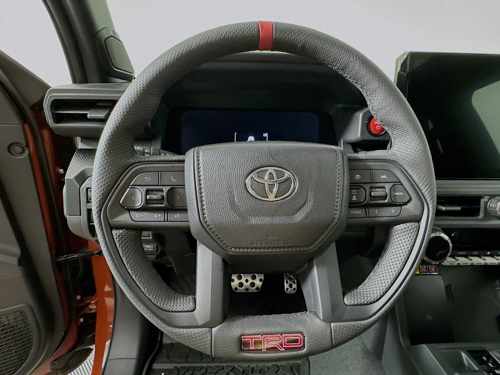 2024 Toyota Tacoma TRD Pro Hybrid - Photo 10