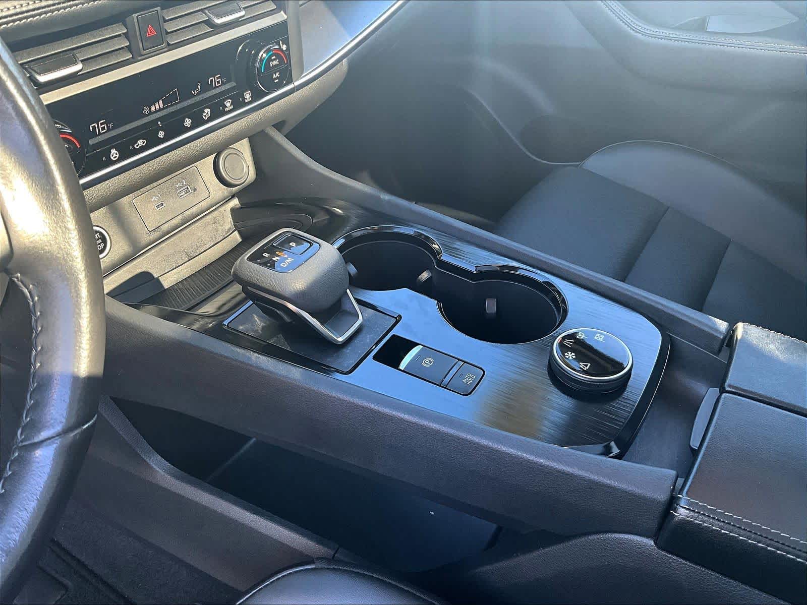 2023 Nissan Rogue SV - Photo 19