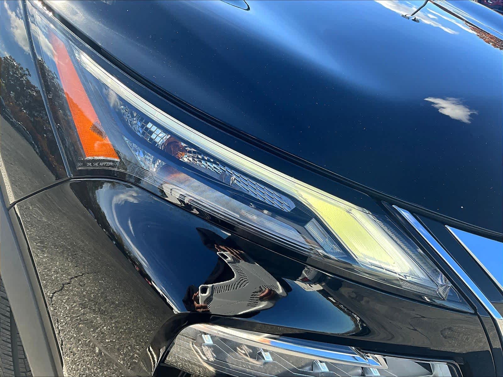 2023 Nissan Rogue SV - Photo 31