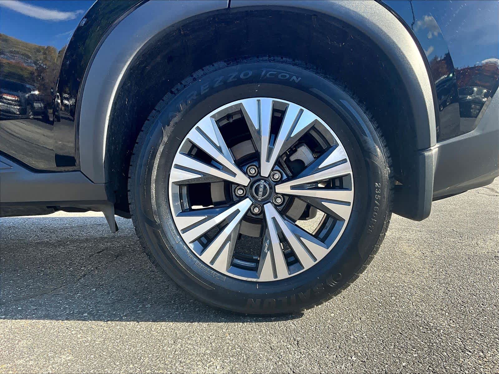 2023 Nissan Rogue SV - Photo 7