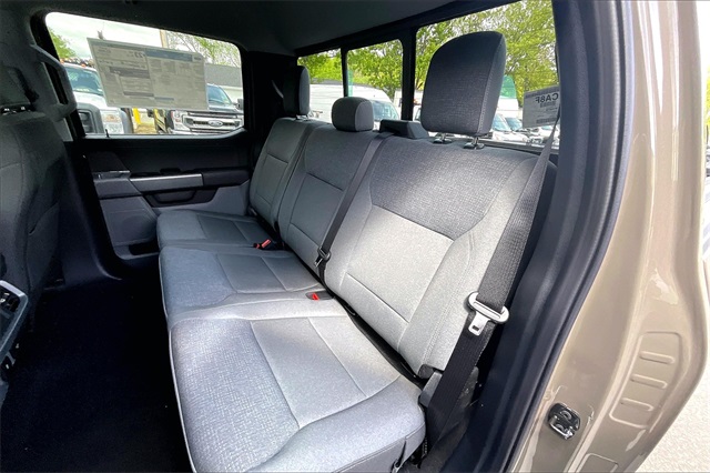 2025 Ford F-150 XLT - Photo 11