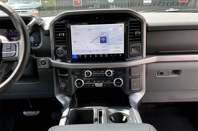 2025 Ford F-150 XLT - Photo 8