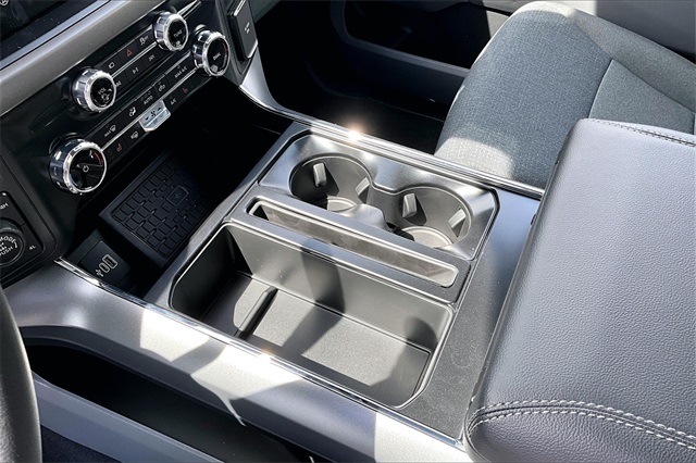 2025 Ford F-150 XLT - Photo 9