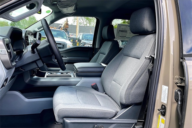 2025 Ford F-150 XLT - Photo 10