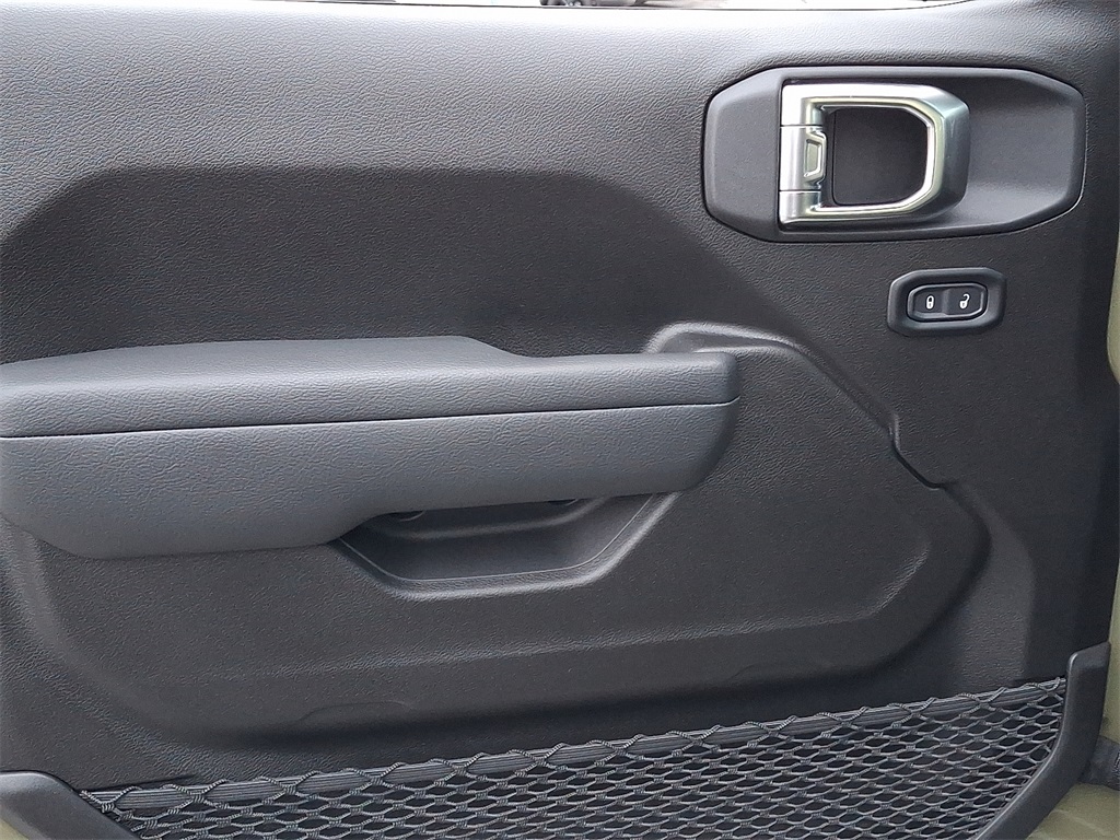 2026 Jeep Wrangler Sport - Photo 8