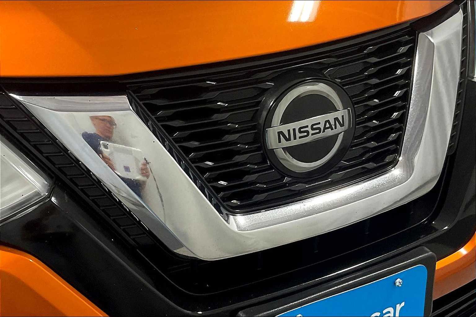 2018 Nissan Rogue SV - Photo 26