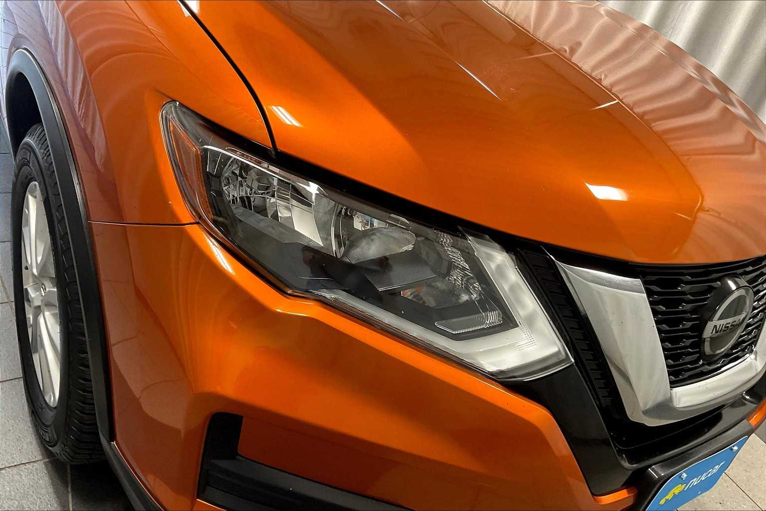 2018 Nissan Rogue SV - Photo 27