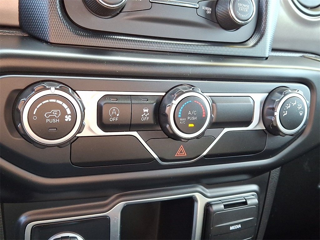 2021 Jeep Wrangler Unlimited Sport - Photo 16