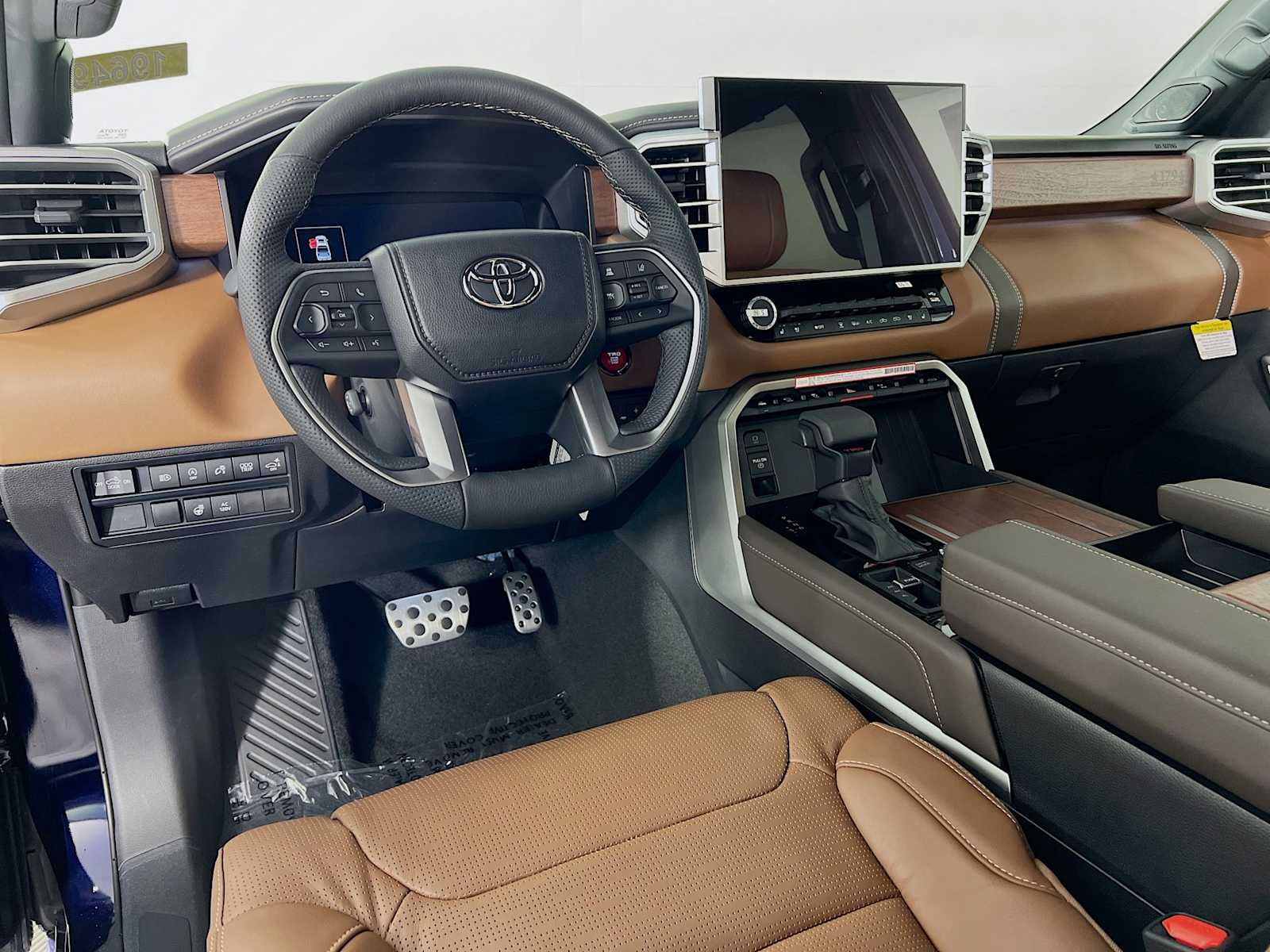 2025 Toyota Tundra 1794 Edition - Photo 6