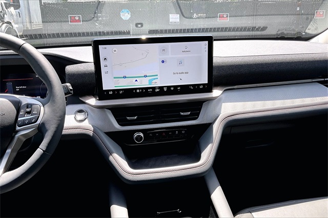 2025 Ford Explorer Active - Photo 8