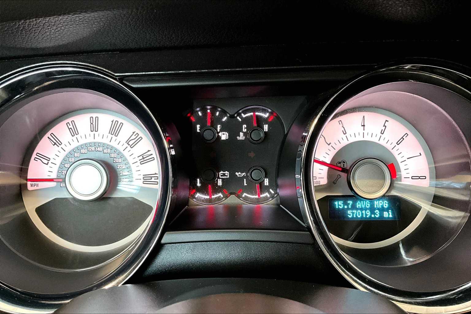 2012 Ford Mustang GT Premium - Photo 25