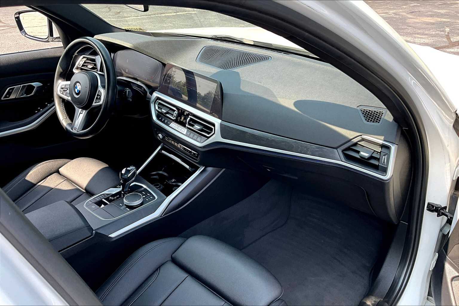2020 BMW 3 Series 330i xDrive - Photo 21