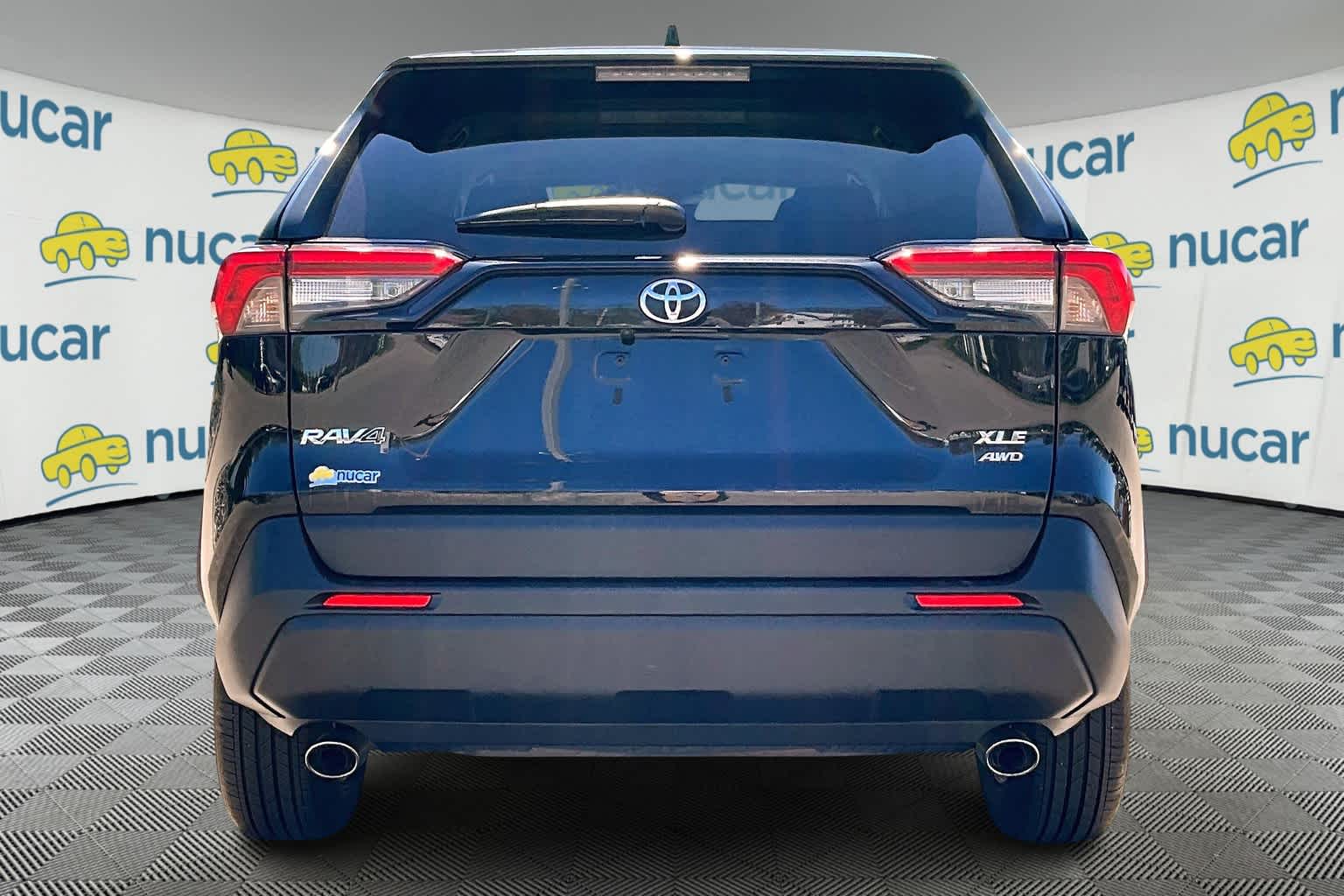 2024 Toyota RAV4 XLE - Photo 5