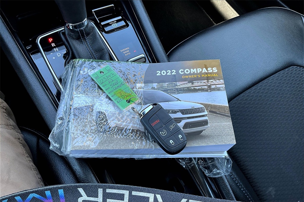 2022 Jeep Compass Latitude - Photo 29