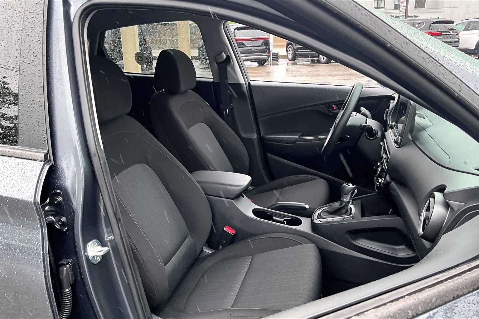 2022 Hyundai Kona SEL - Photo 11
