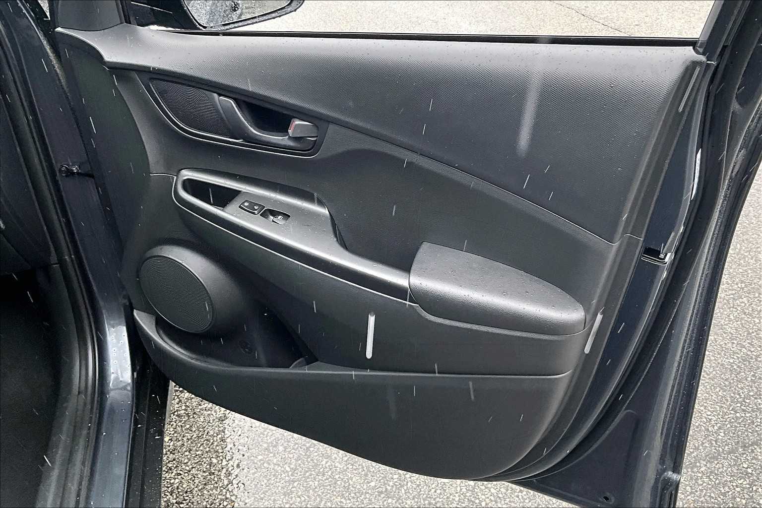 2022 Hyundai Kona SEL - Photo 12