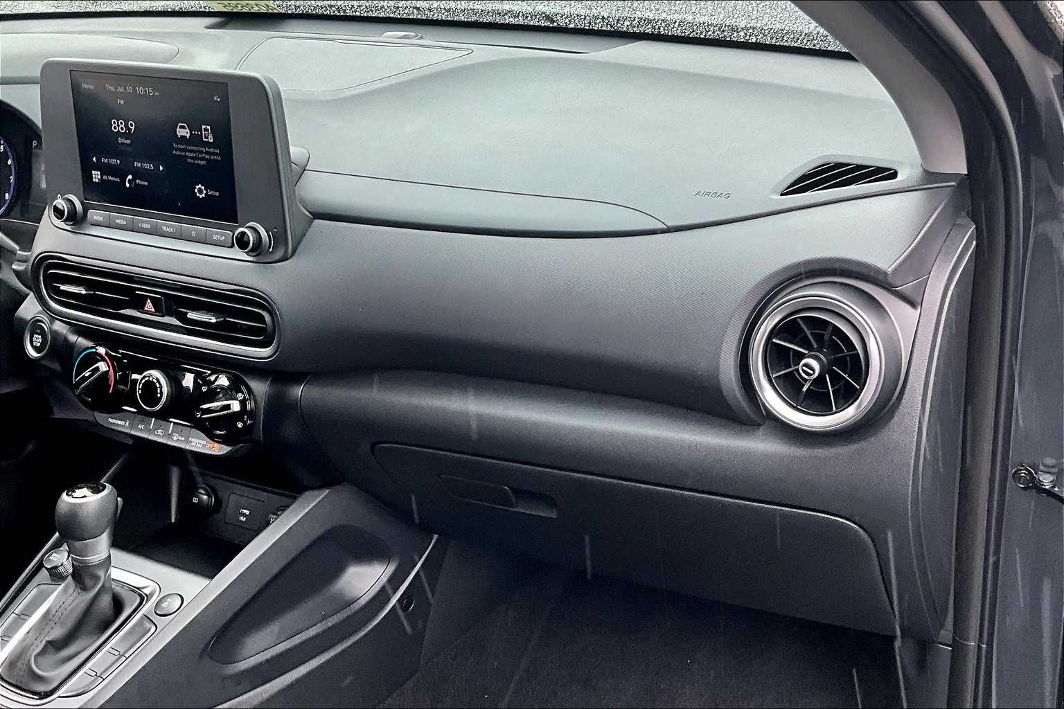 2022 Hyundai Kona SEL - Photo 13