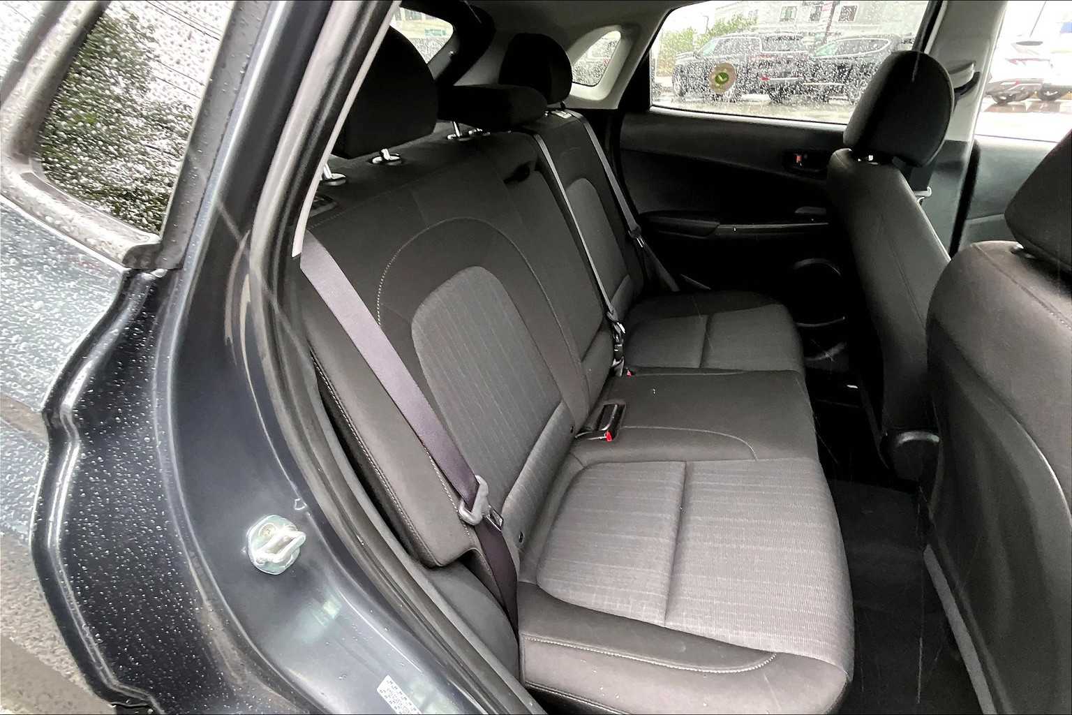 2022 Hyundai Kona SEL - Photo 16