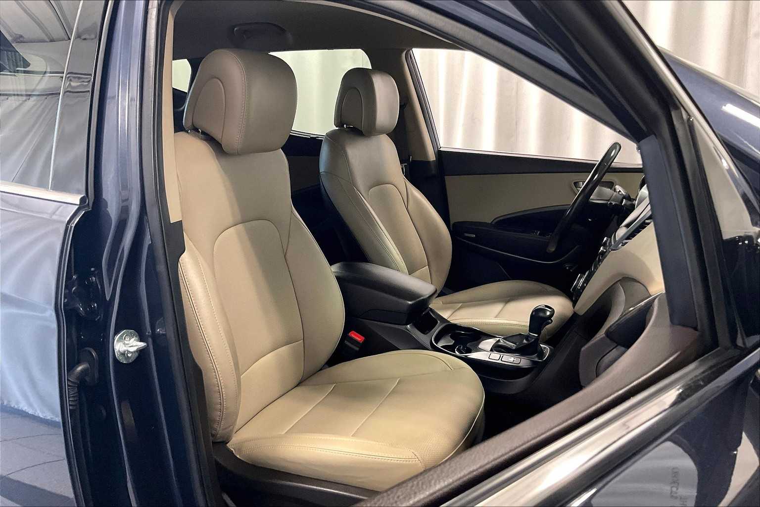 2017 Hyundai Santa Fe Sport 2.0T - Photo 11