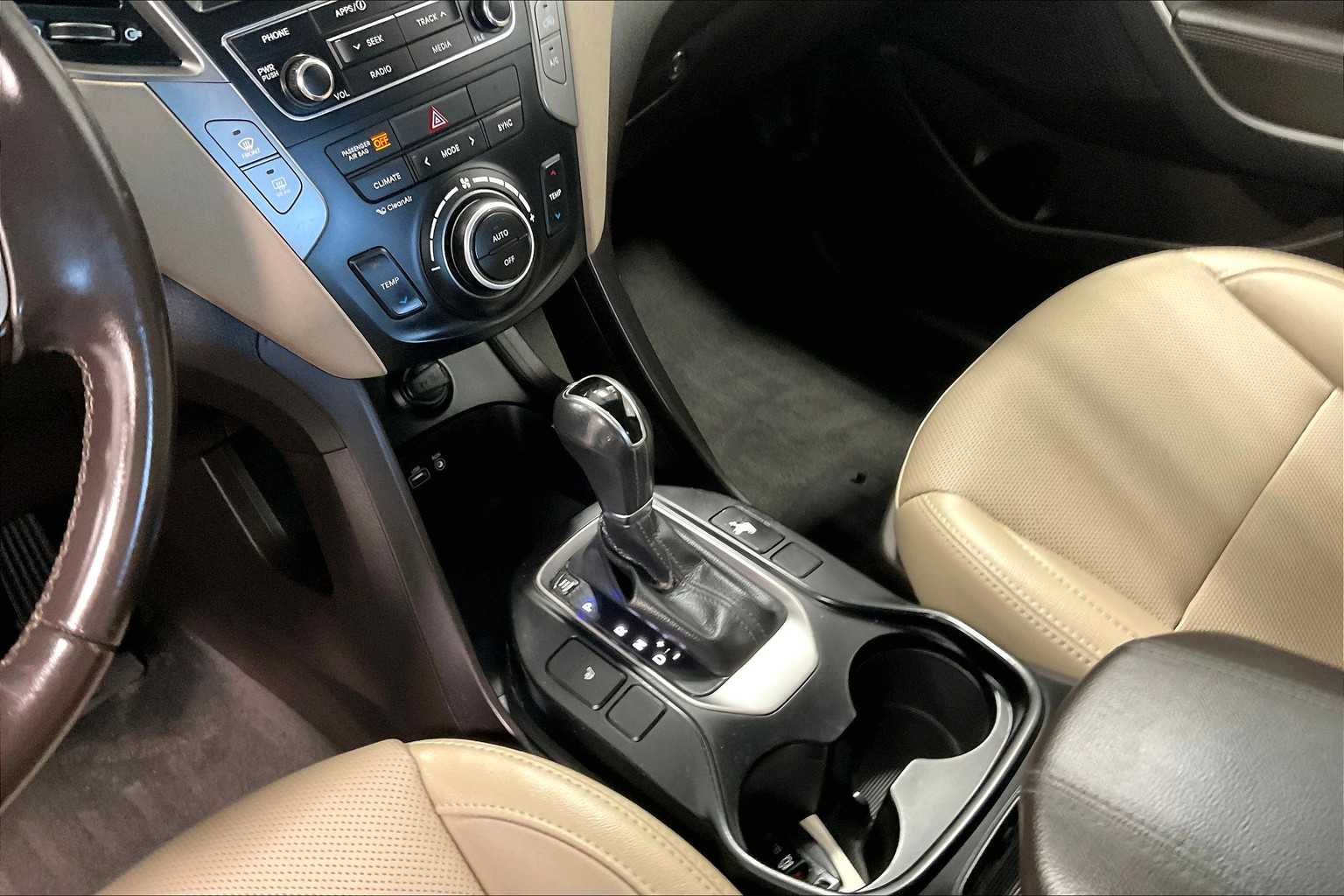 2017 Hyundai Santa Fe Sport 2.0T - Photo 20