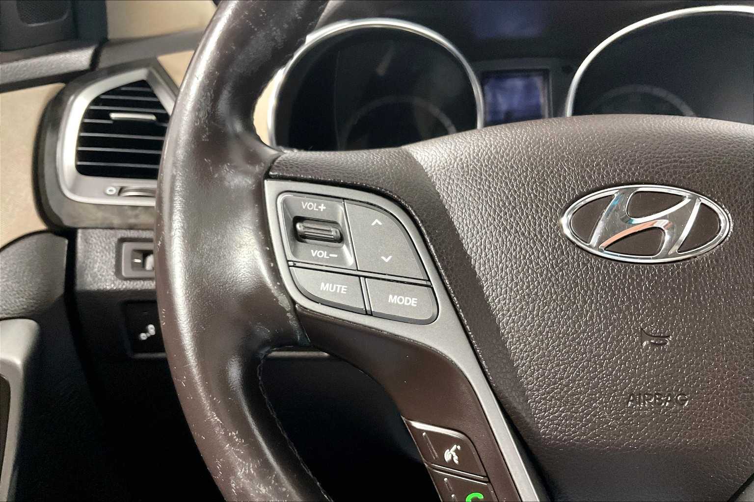 2017 Hyundai Santa Fe Sport 2.0T - Photo 22