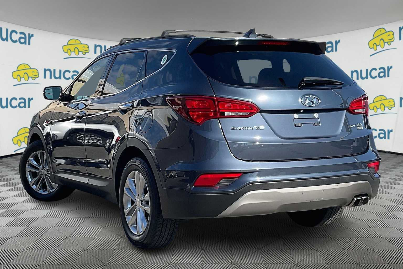 2017 Hyundai Santa Fe Sport 2.0T - Photo 4