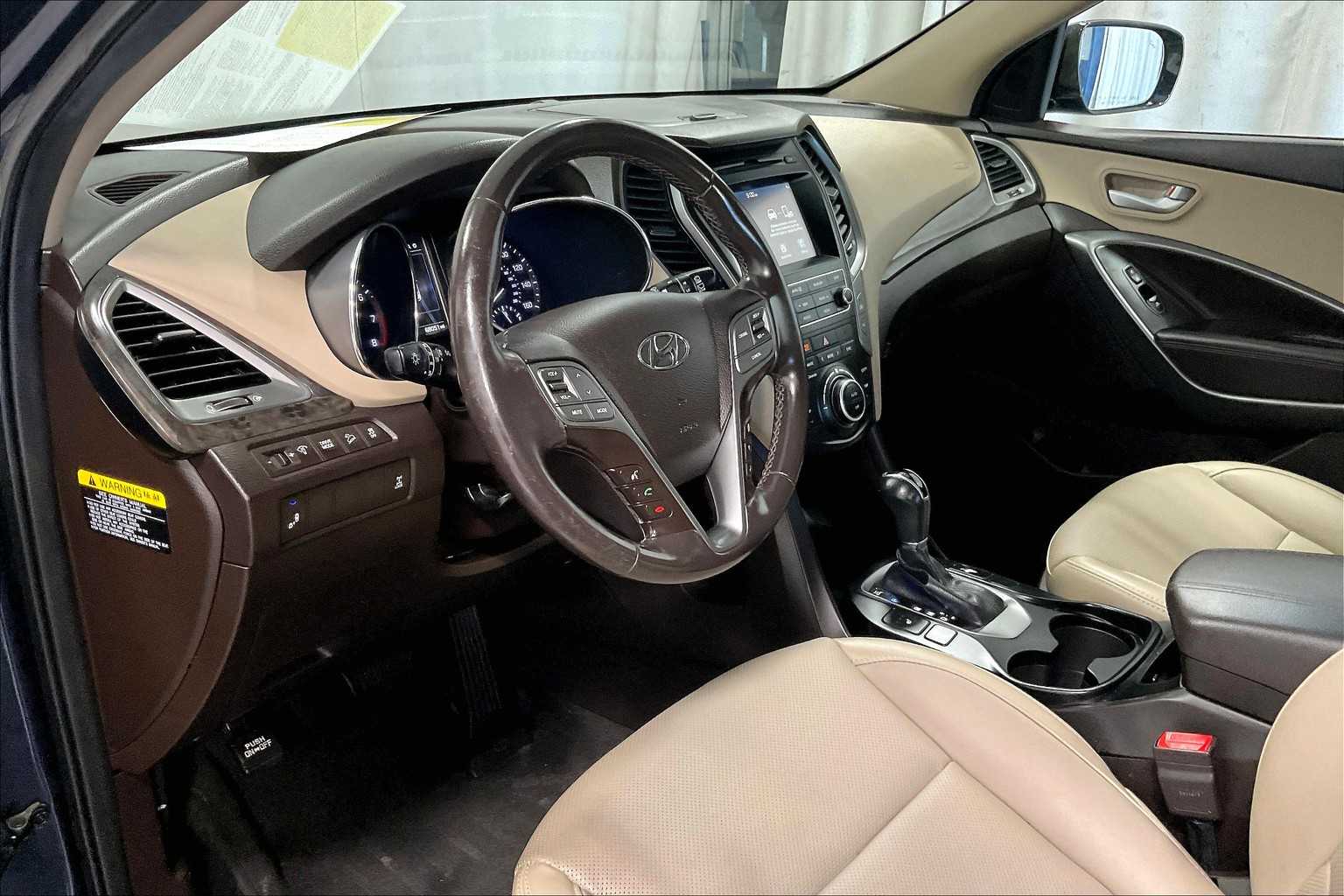 2017 Hyundai Santa Fe Sport 2.0T - Photo 8