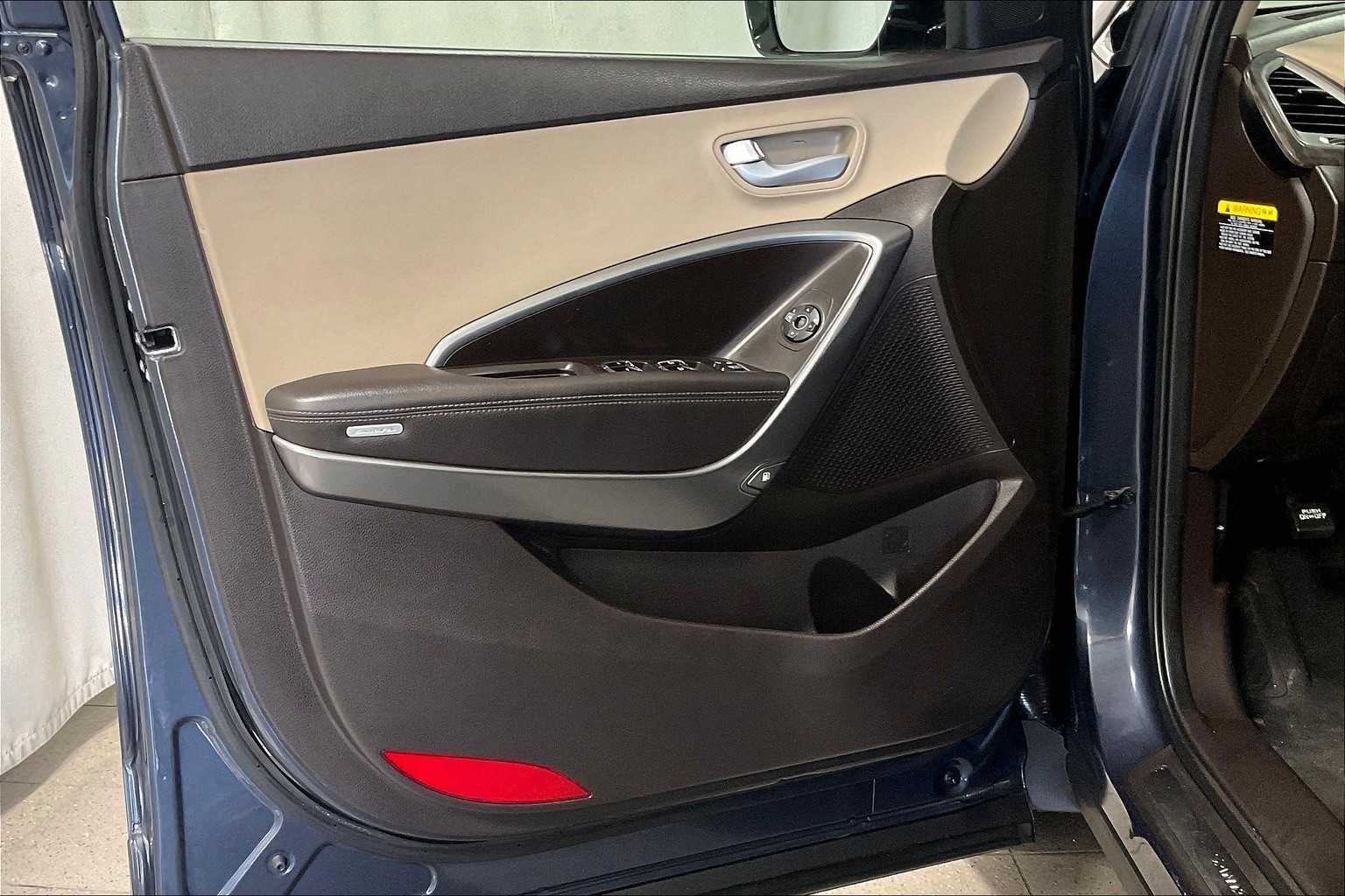 2017 Hyundai Santa Fe Sport 2.0T - Photo 9
