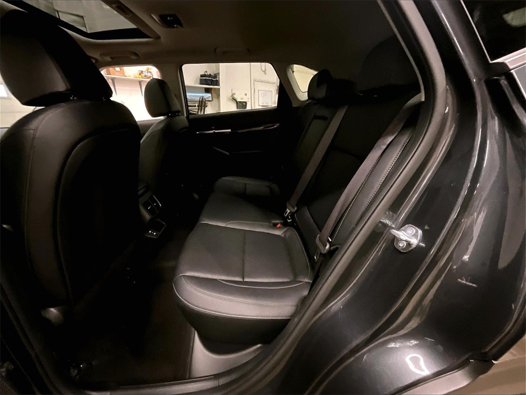 2025 Kia Seltos EX - Photo 15