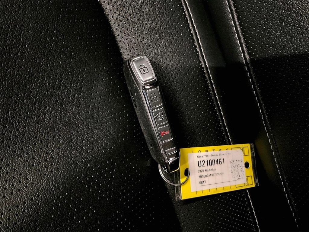 2025 Kia Seltos EX - Photo 29