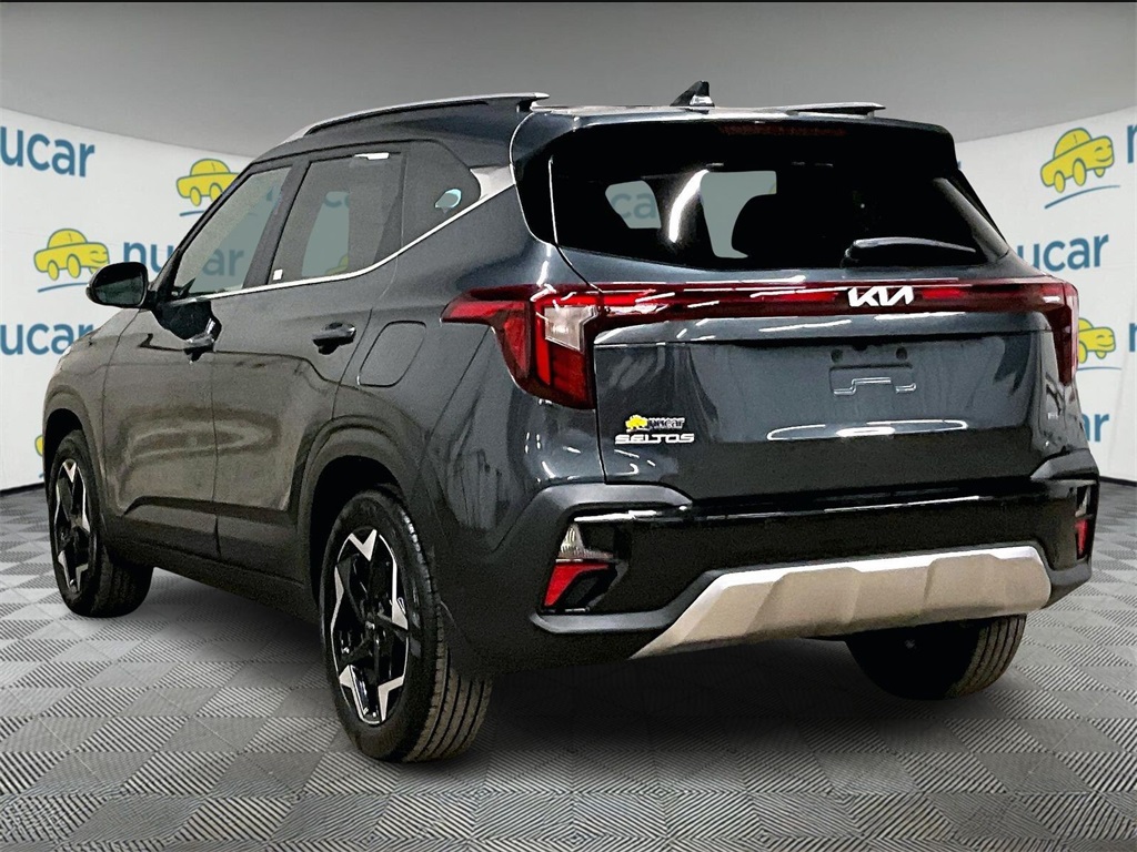 2025 Kia Seltos EX - Photo 4